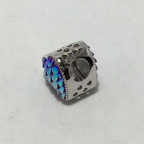 Sterling Silver Charm Heart Bead Iridescent Multicolor Mermaid Fish Scales - Picture 9 of 13